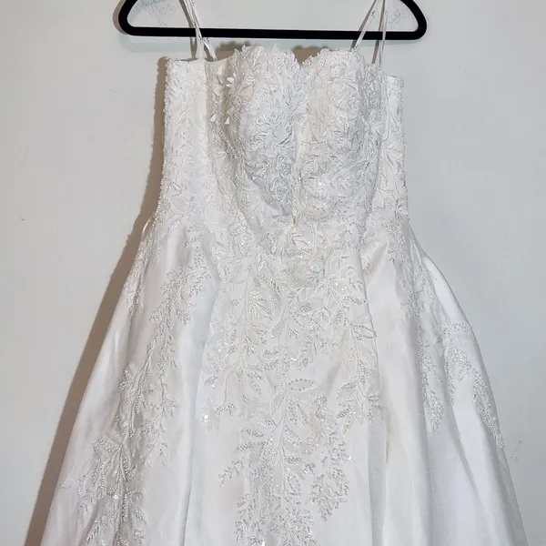 Lulus White Strapless Wedding Dress with Beaded Embroidery NWT Size 12 - Image 5