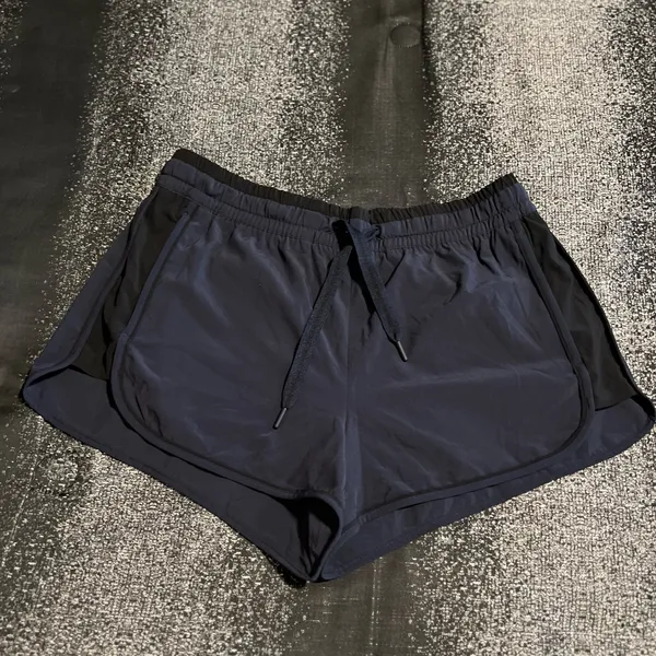 Womens sz10 Athleta Colorblocked Brooklyn Athletic Shorts-navy blue/black - Image 2