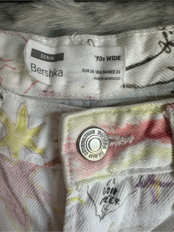 591. Bershka 90s wide denim sz 4 Euc - Image 3