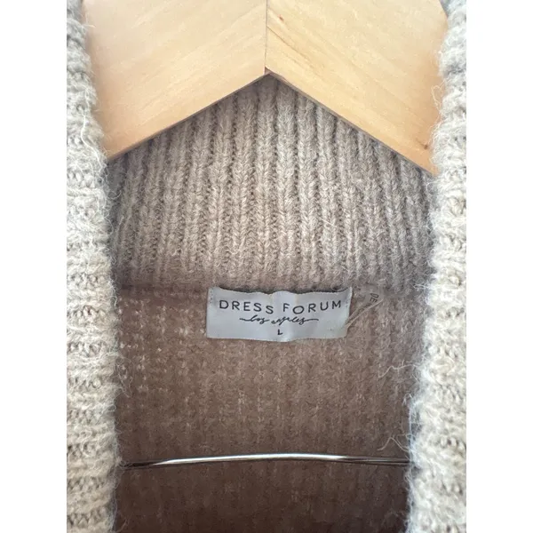 Dress Forum Los Angeles Tan Brown Ribbed Mock Neck Oversized Knit Sweater Large - Image 2