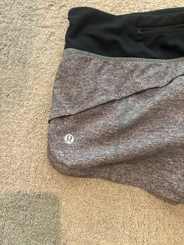 Lululemon Speed Shorts 2.5" Low-Rise - Image 2