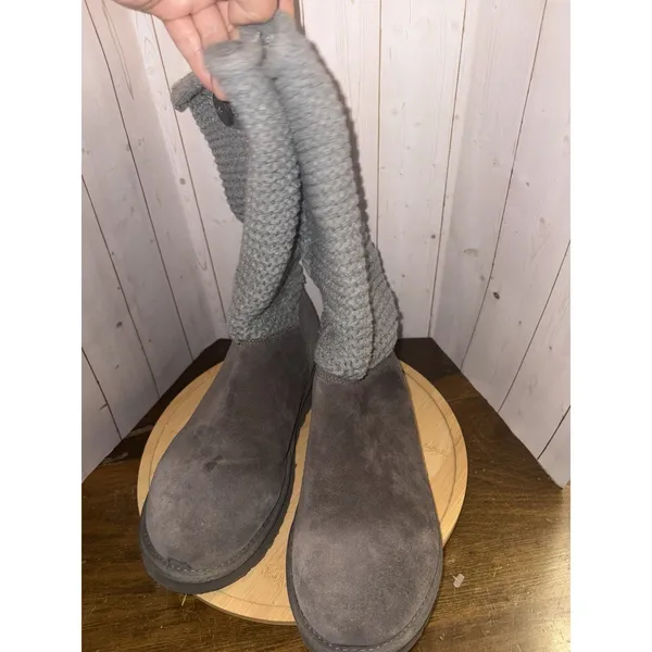 UGG Shaina boots gray size‎ 9 Wear Tall Or Cuffed/folded - Image 2