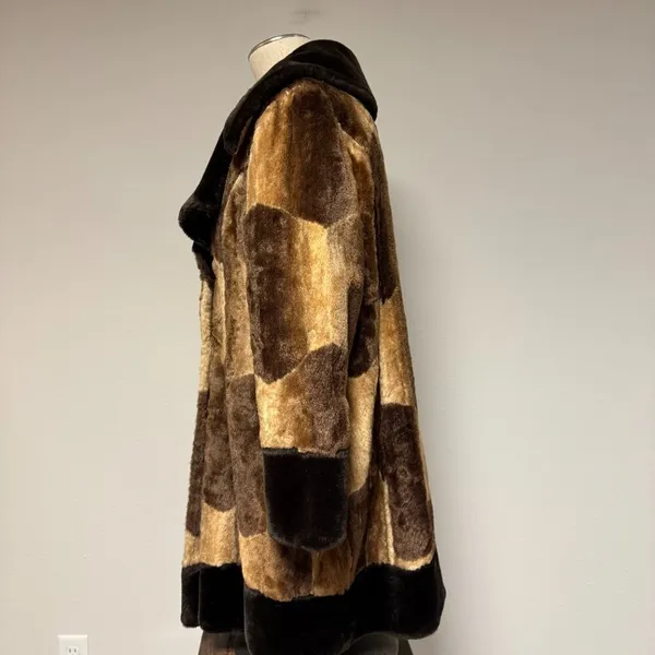 Vintage Faux Fur Coat Brown Size L - Image 4
