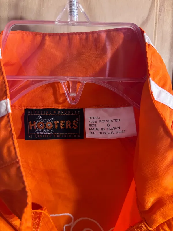 Vintage Hooters Quarter Zip Jacket  - Image 2