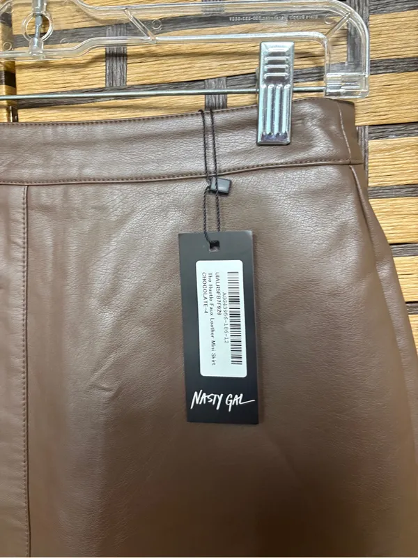 Nasty Gal Brown Faux Leather Mini Skirt Size 0 - Image 4