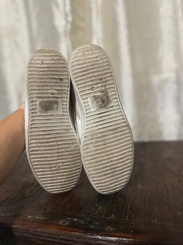 Sneakers White Size 7.5 - Image 3