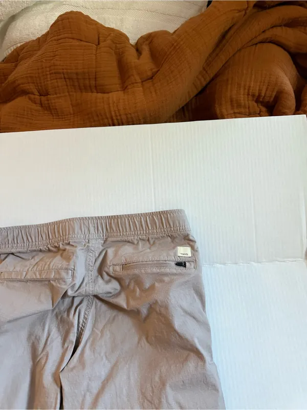 Vuori Ripstop Womens Pants Like New - Image 3