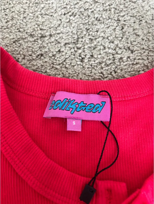 Edikted Red Top - Image 4