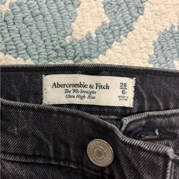 Abercrombie & Fitch Ultra High Rise 90’s Straight Denim - Image 2