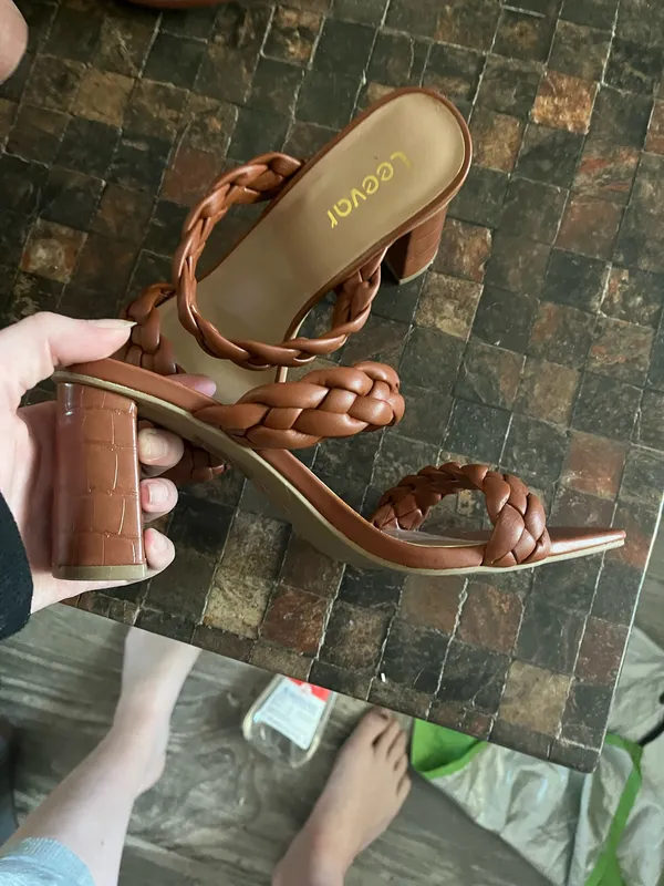 Brown Heel Leevar Size 8 - Image 2