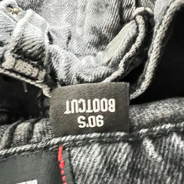 1240 | BDG 90s Bootcut‎ High Waisted Raw Hem Grunge Jeans Washed Black Women 24 - Image 6