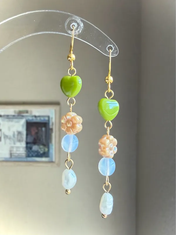 Handmade quality Czech glass beads mix fairy whimsy dangle earrings💐💚 - Image 3