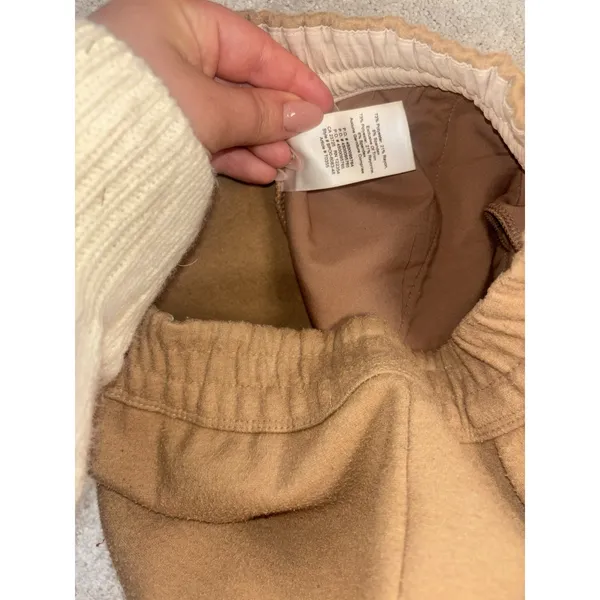 the group babaton pull on pants‎ aritzia camel xs front seam Flow Shown On Back - Image 6