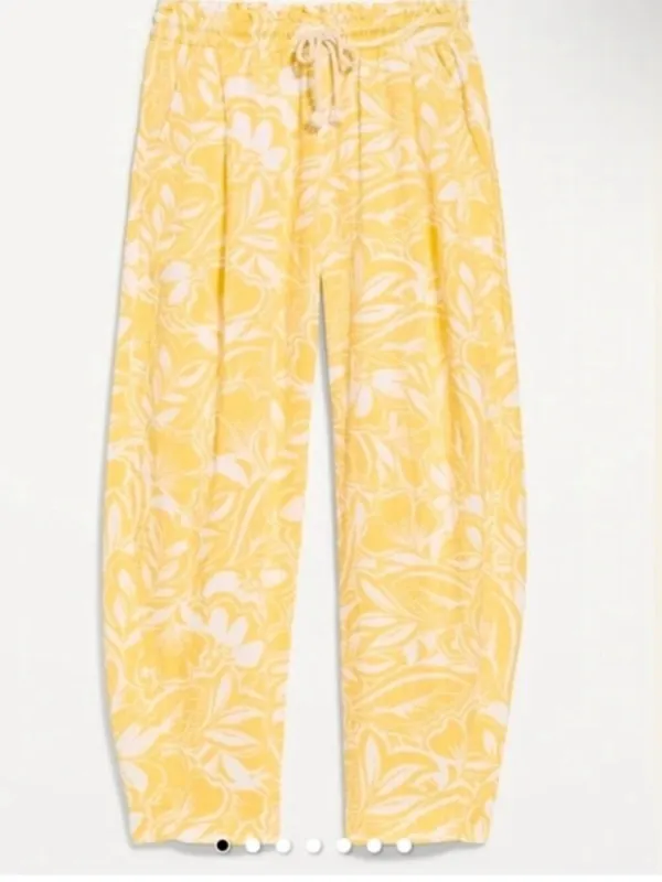 Old Navy High-Waisted Crinkle Gauze Barrel Ankle Pants - Image 2