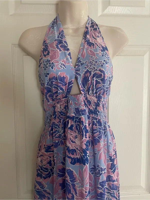 Zesica Floral Halter Maxi Dress in Lavender and Pink Small‎ - Image 2