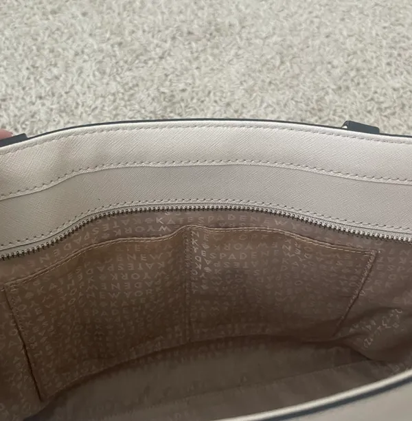 Black And White Leather Purse - Image 6