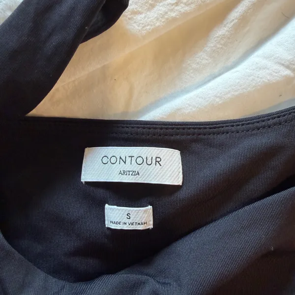 Aritzia Bodysuit Contour - Image 3