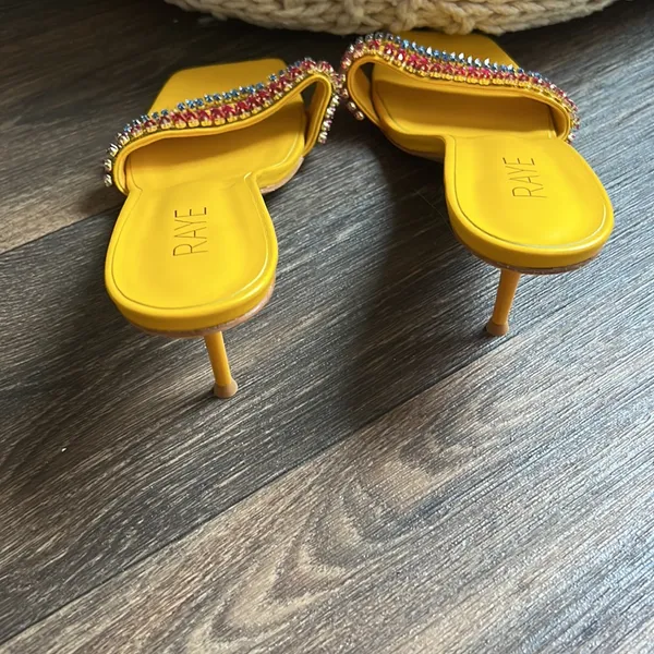 Raye Lavan Mule in Mustard - Image 4