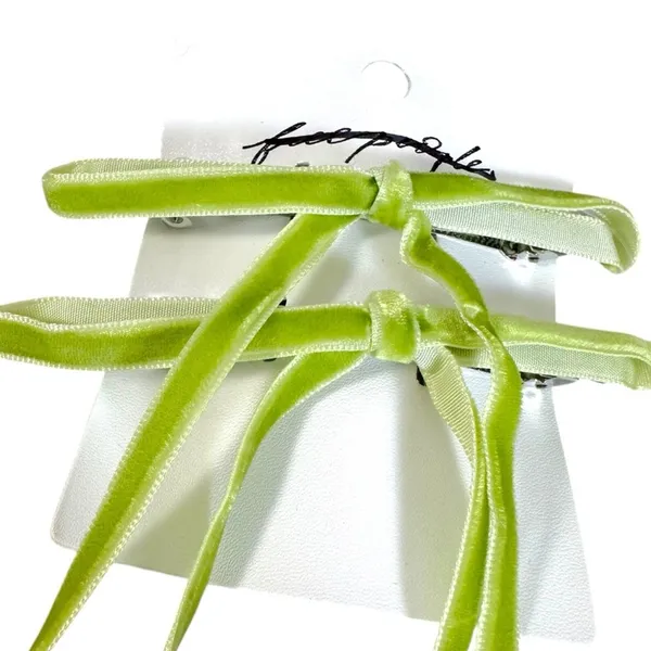 Free People Baby Bows Set Of 2 Sweet Green Velvet NWT Dainty Coquette Victorian - Image 5