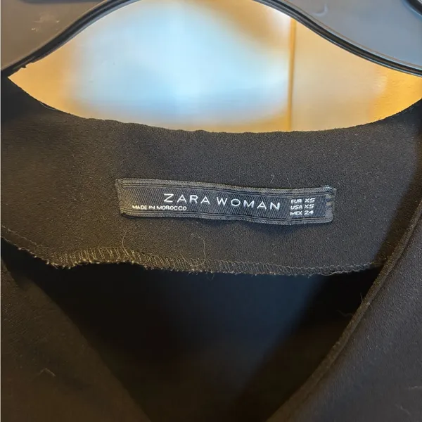 Zara Black V-Neck Jacket - Image 2