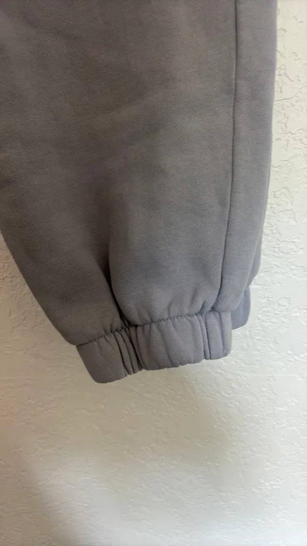 Brandy Melville Sweatpants - Image 4
