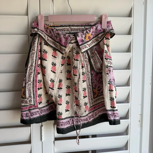Agua Bendita Pink Cream Pineapple-Print Tie-Waist Short NWT - Image 3