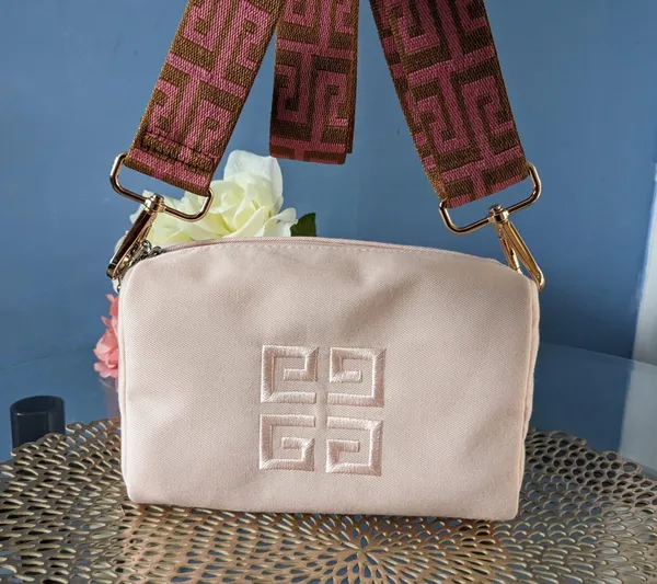 Givenchy Pouch - Image 5