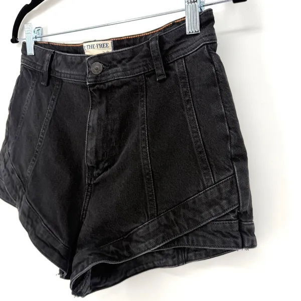 Free People We The Free Denim Shorts CRVY High Rise 28 Black Boho Festival - Image 3