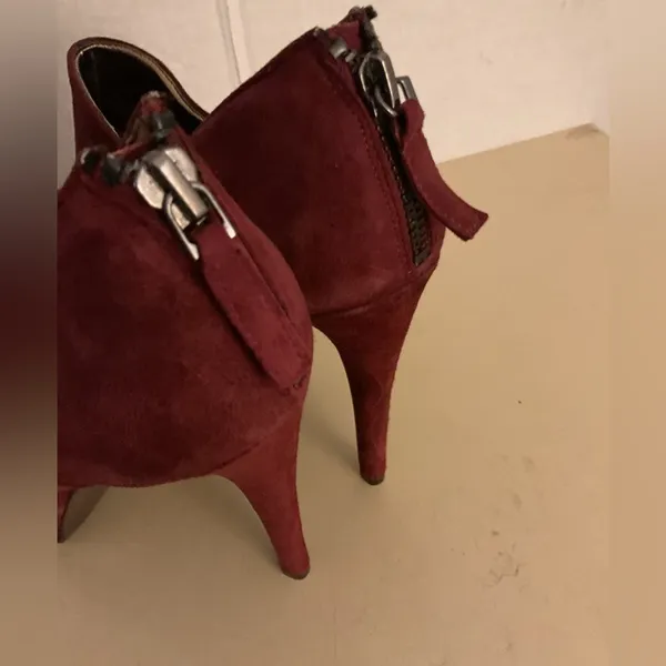 Nine West Women's Suede burgundy platform Heels vintage boots size 8 - Image 6