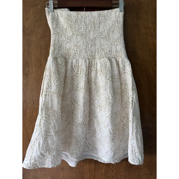 Universal Threads Sz M Floral Cream Smocked Lined Strapless Dress Beach Vacation - Image 6
