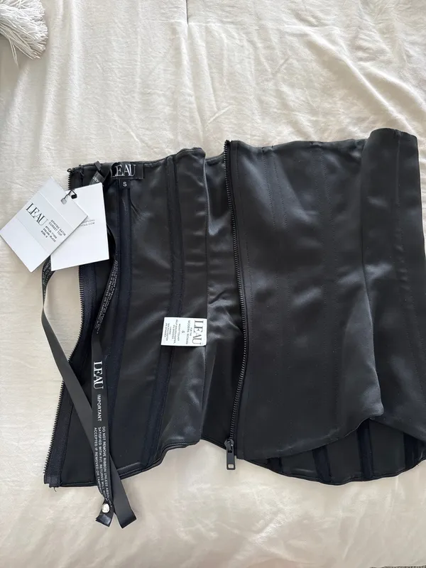 Leau Satin Corset Top Black - Image 5
