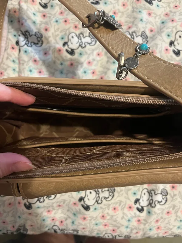 Wrangler Purse - Image 7