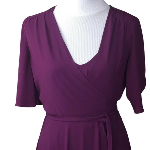 WHBM White House Black Market Dress Full Wrap Dress with Slip Size Small - Image 2