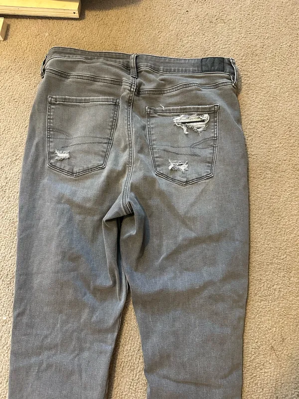 American Eagle Jeans Outfitters - Image 5
