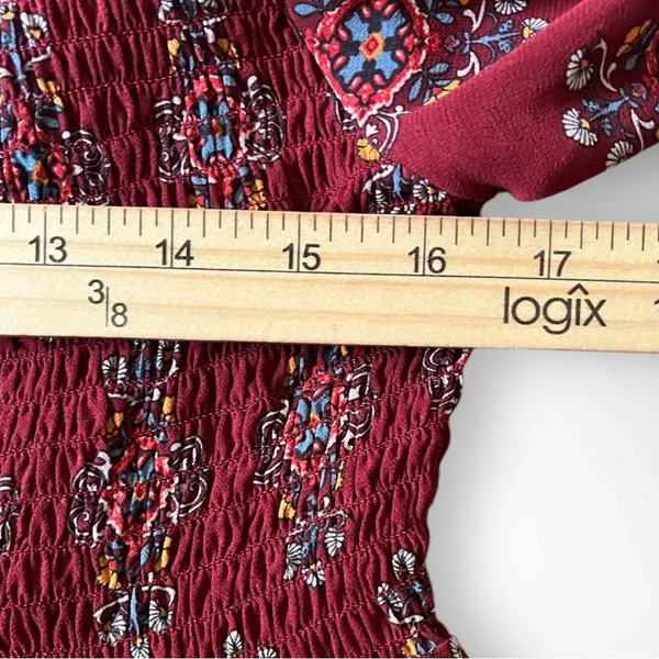 XHILARATION Women's Burgundy Floral Paisley Semi Sheer Smocked Tunic | EUC - Image 8