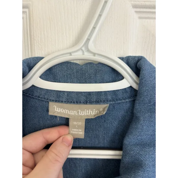 Woman Within Chambray Denim Cotton Chore Jacket Size 18/20 Pockets Barn Coat - Image 3
