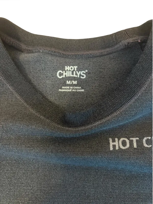 Hot Chillys 3D Knit Crew Long Sleeve Base Layer Top Womens Size Medium - Image 3