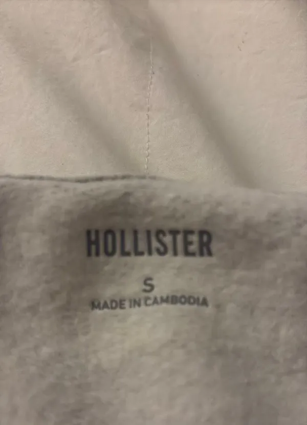 Hollister Crewneck - Image 2