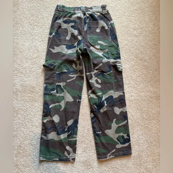 Forever 21 Casual Green Denim Camo Pants - Image 6