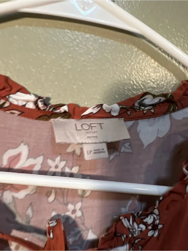 Loft Women's Size Large Petite Blouse Orange White Floral Button Down Ruffle‎ - Image 11