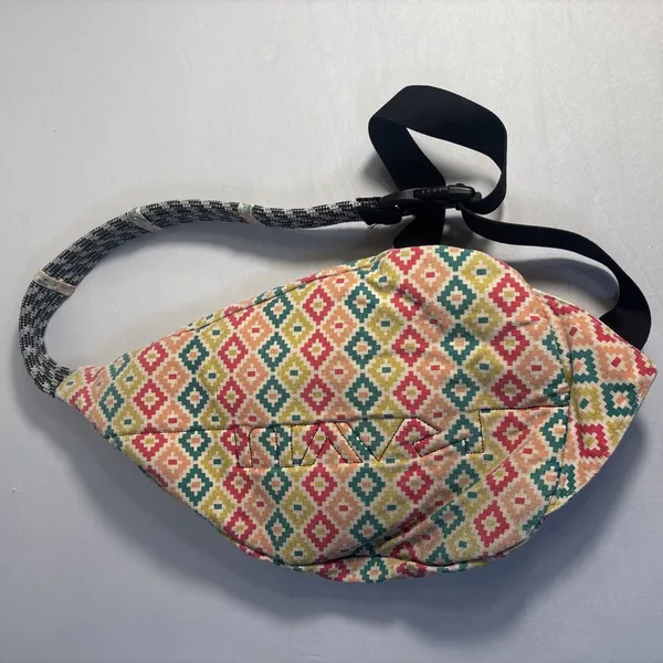 KAVU Rope Bag Aztec‎ Geometric Sling Crossbody Backpack Outdoors Hiking READ - Image 7