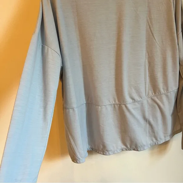 Zella Blue Long Sleeve Hi-Low Activewear T-Shirt | L - Image 9