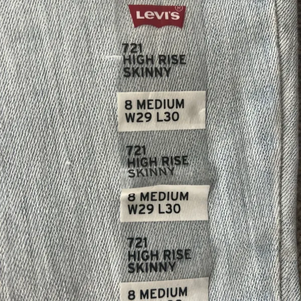 Levi's Women’s high rise skinny 721 jeans new with tags - Image 3