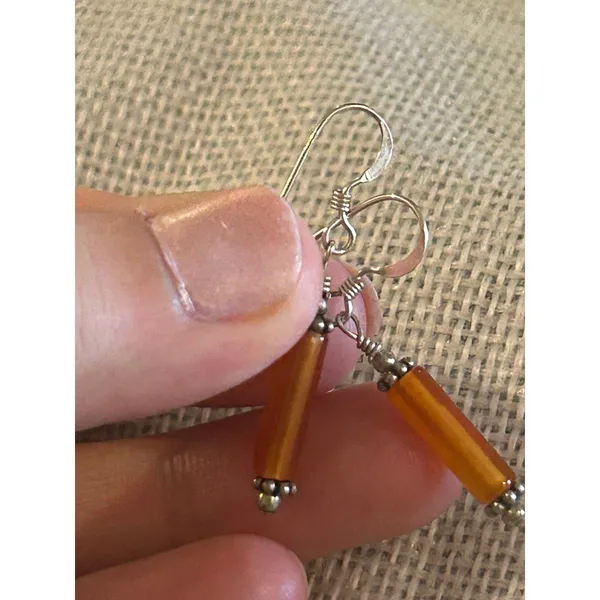 Lot a604 1 1/4 inch long 925 sterling silver earrings - Image 4