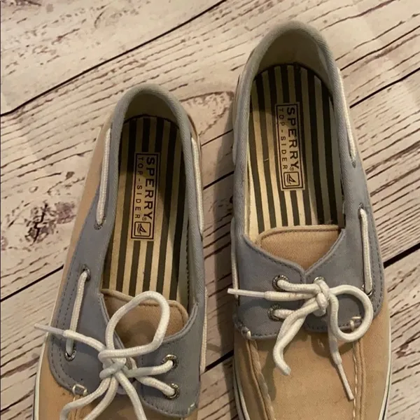 MOVING SALE!! Women’s sperry boat shoes! - Image 3