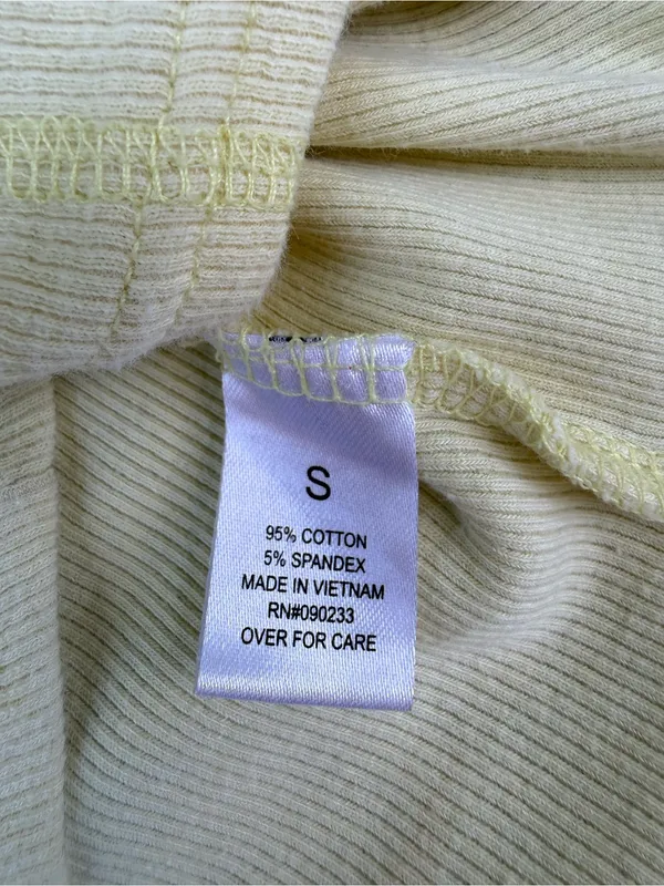 Me to We Pale Yellow Ribbed Henley Crop Top size S Small - Image 8