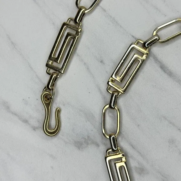 Greek Key Gold Tone Chain Belt One Size (OS) Adjustable Hook Closure ✨ - Image 3