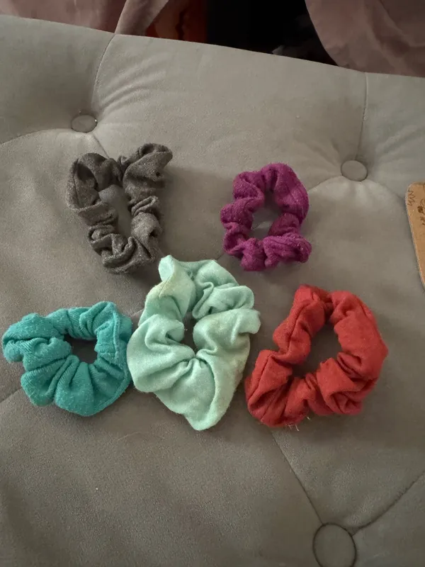 Scrunchie Multiple - Image 2