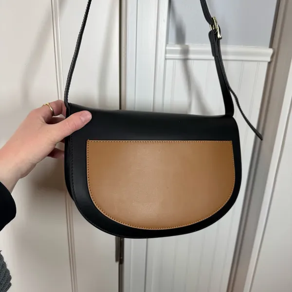 Valentina Fiore Handmade Italian Leather‎ Saddle Crossbody black and tan luxury - Image 6