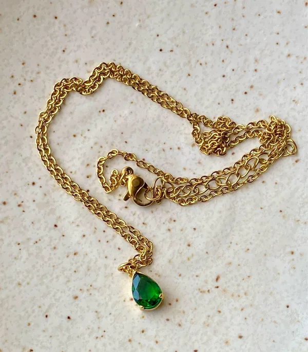 Handmade gold tone stainless steel chain & teardrop shaped green glass crystal chic vintage retro style necklace💚👼 - Image 4